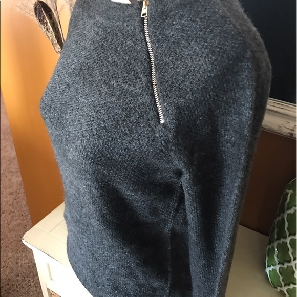 NWT Abercrombie & Fitch Oversized Zip Sweater XS - Picture 7 of 8